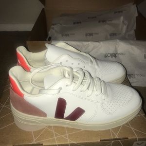 Womens Veja sneakers